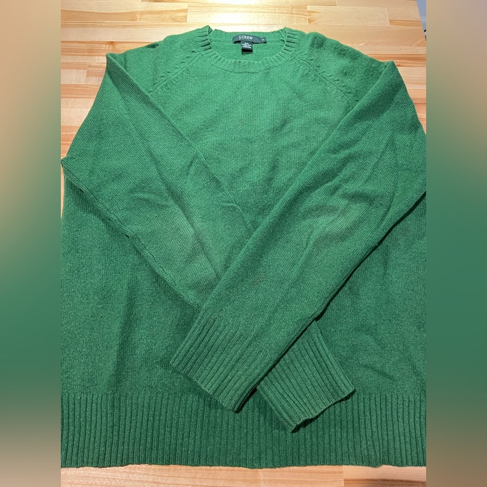 J Crew mens green crewneck sweater.  Size : M